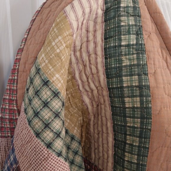 3751 Size XL / 1X Long Quilted Bog Coat In Red and Blue,Green, Brown. - Picture 4 of 9